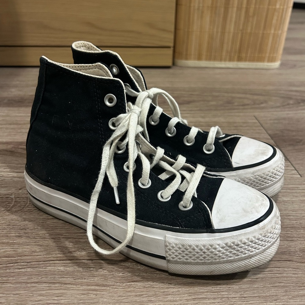 Platform Converse!!